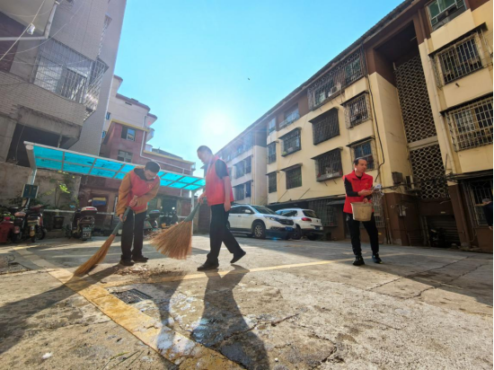 健康同行，情暖重陽——市強戒所舉辦重陽節(jié)健康咨詢服務(wù)主題活動